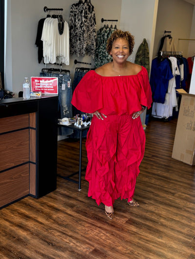 Lady in Luxe Ruffle Set